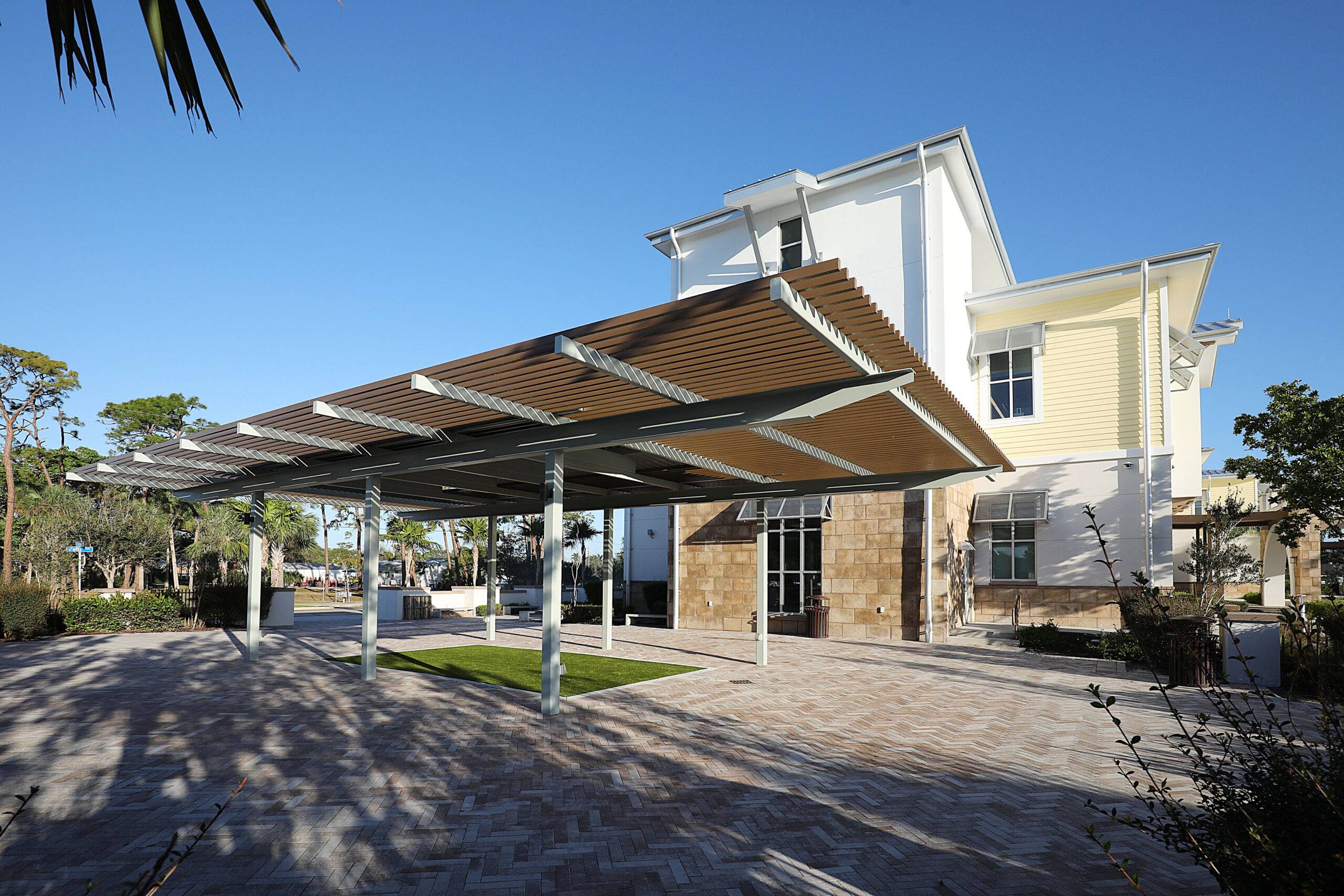Stevens Construction completes shade structures for Lee County libraries